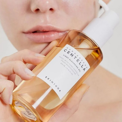 Skin1004 - Madagaskar Centella Light Cleansing Oil