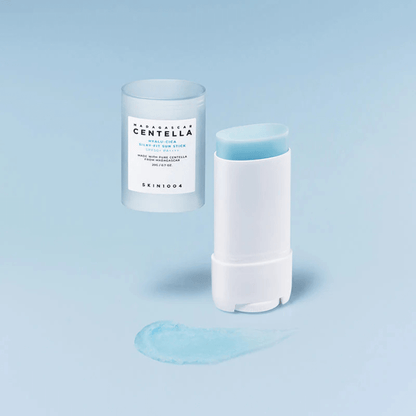 SKIN1004 - Barra solar de efecto sedoso con centella de Madagascar, hialu-cica y FPS 50+ PA++++ 20 g